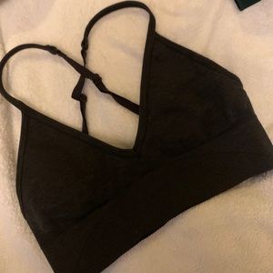 Lululemon v neck racer back bra